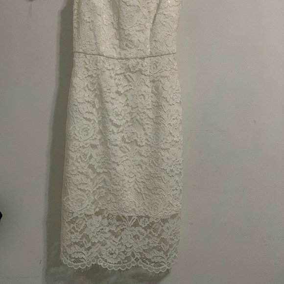 Perfect White Lace Dress - Picture 3 of 7
